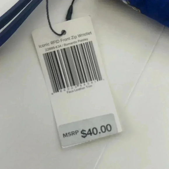 NWT Vera Bradley Iconic RFID Front Zip Wristlet Romantic Paisley Blue - Picture 3 of 8